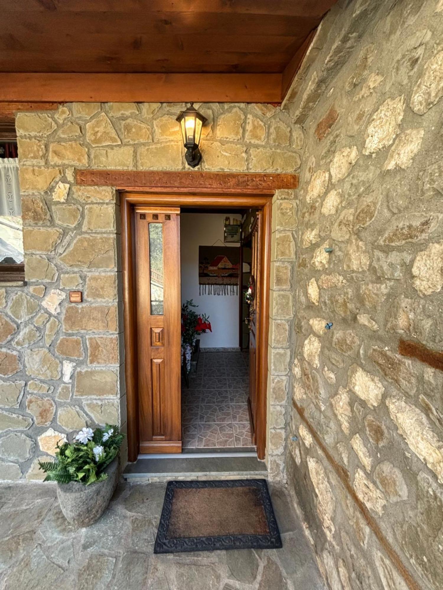 Πέτρινο Όραμα Otel Kotronion  Dış mekan fotoğraf